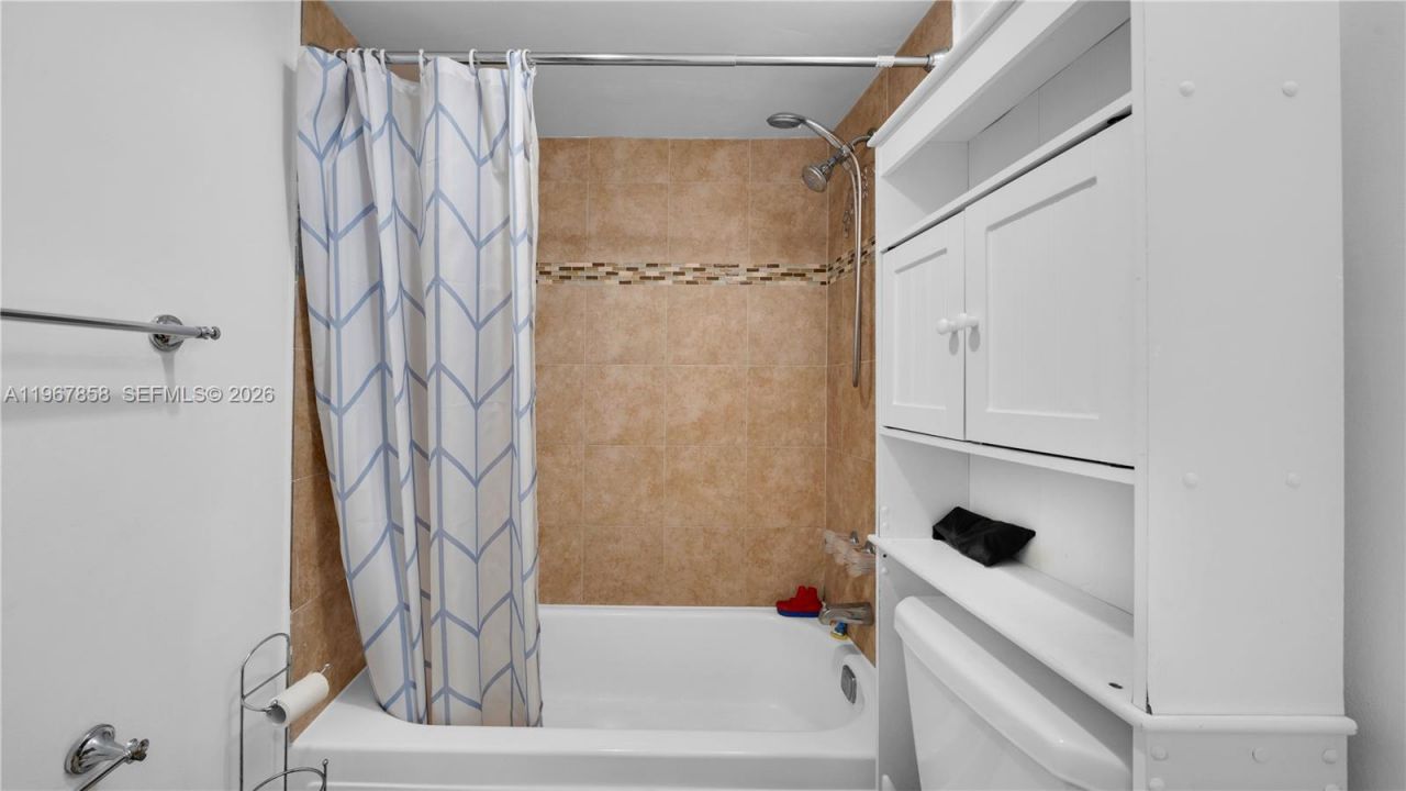 2150 Sans Souci Blvd , Unit B306, North Miami, FL 33181 Photo