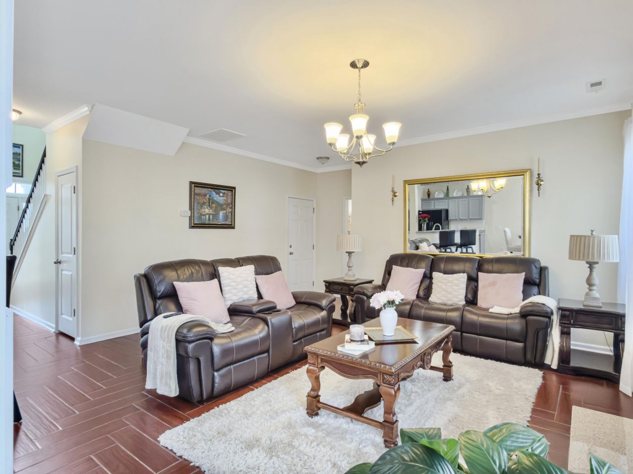 5000 Whitfield Court Photo 11