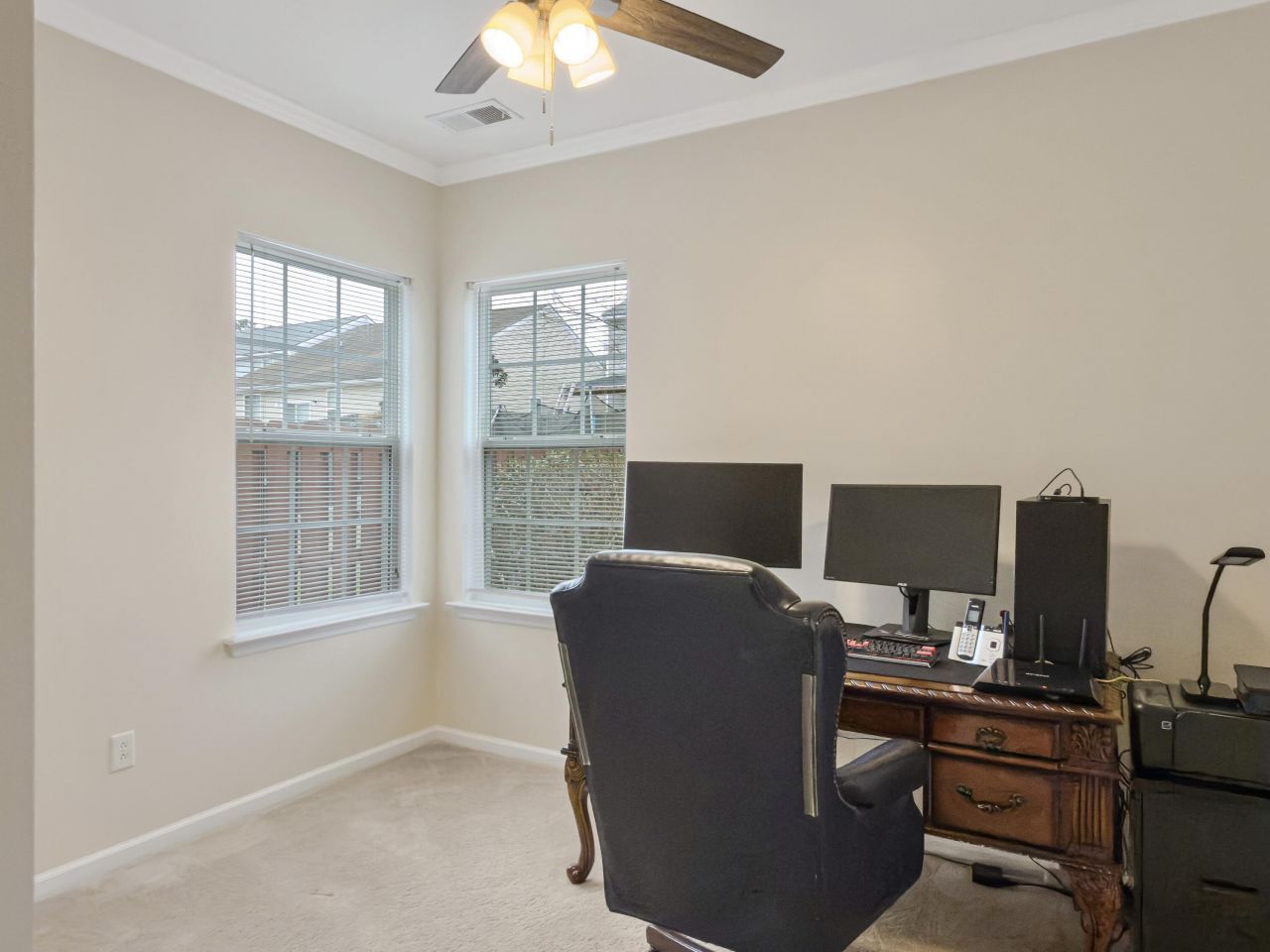 5000 Whitfield Court Photo 12