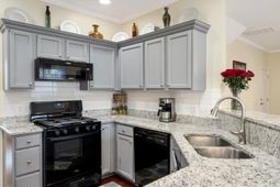 5000 Whitfield Court photo 4