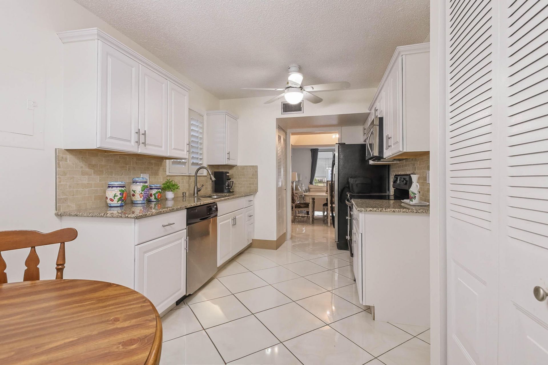 6850 10th Avenue N, Unit 206, Lake Worth, FL 33467 Photo