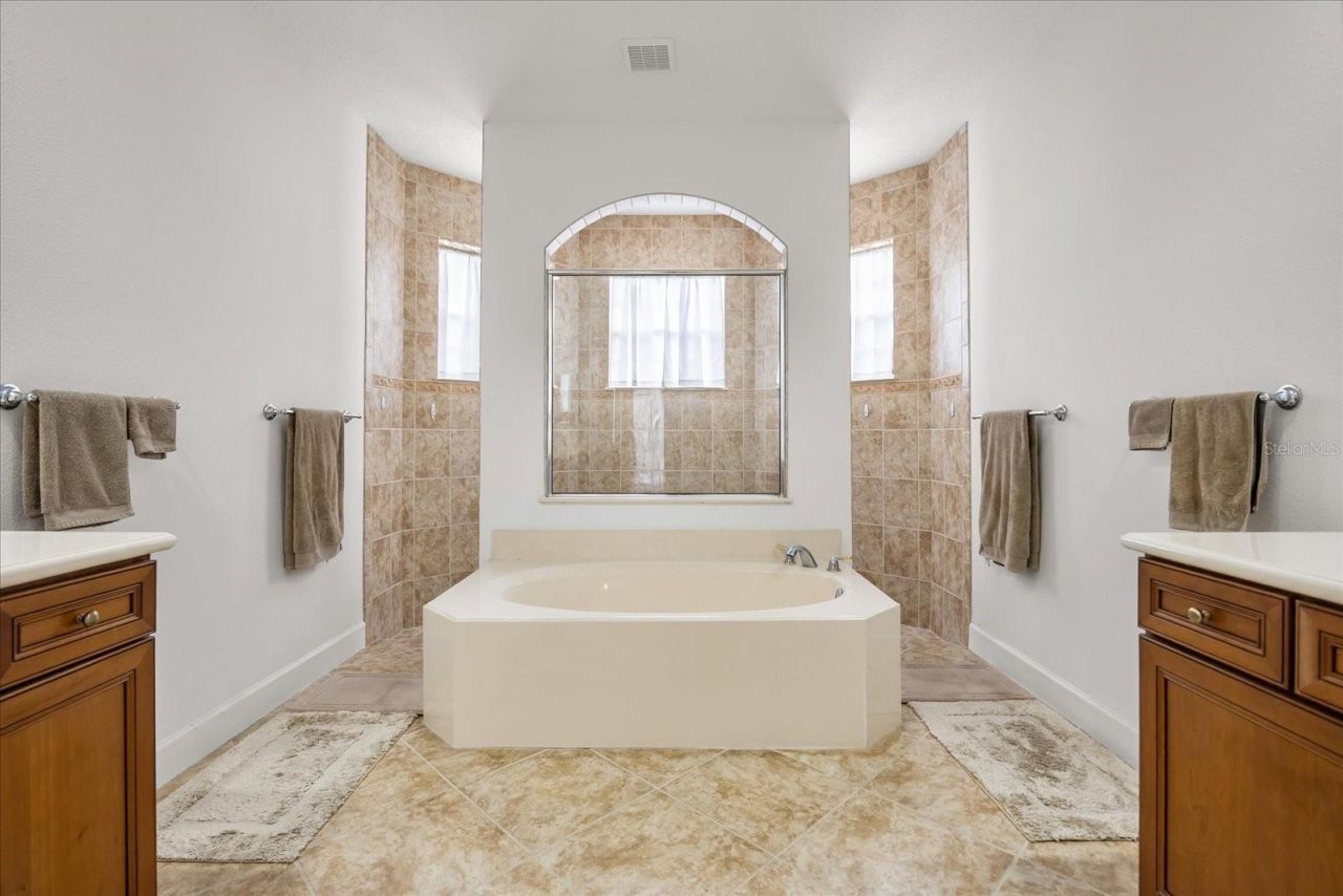 2324 Willow Drop Way, Oviedo, FL 32766 Photo