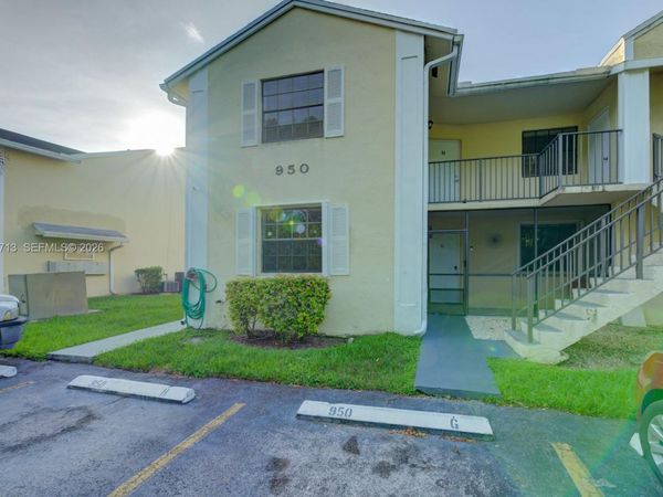 950 Constitution Dr , Unit 950H, Homestead, FL 33034
