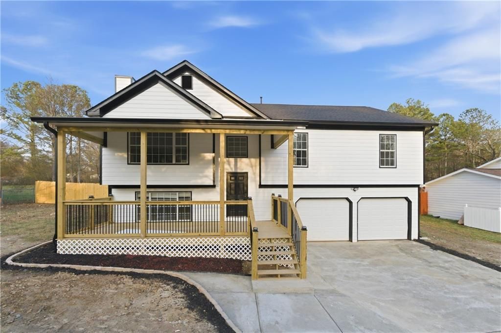 3363 Old Oaks Rd, Buford, GA 30519 Main Photo