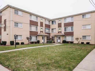 6319 S OAK PARK Avenue Chicago, IL 60638