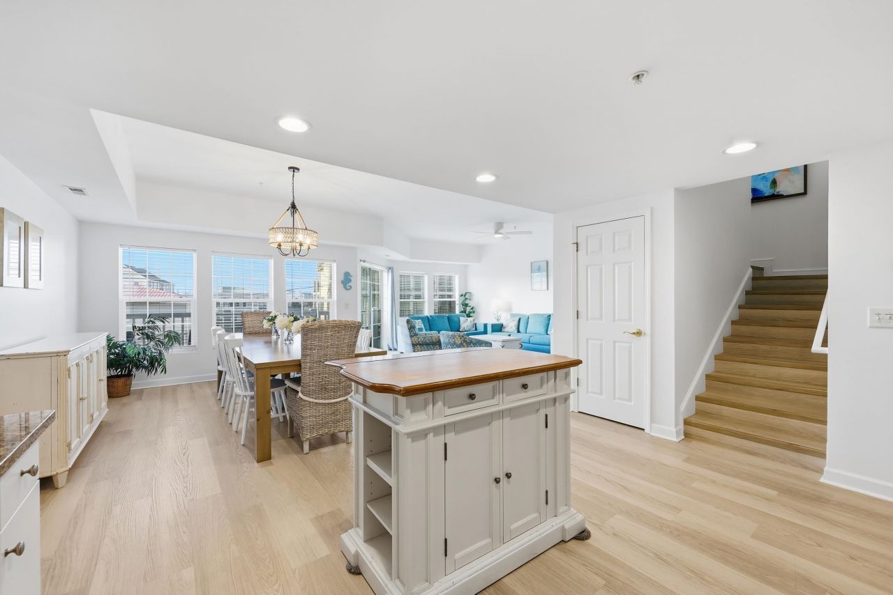 3401 N Ocean Blvd.  Photo 11