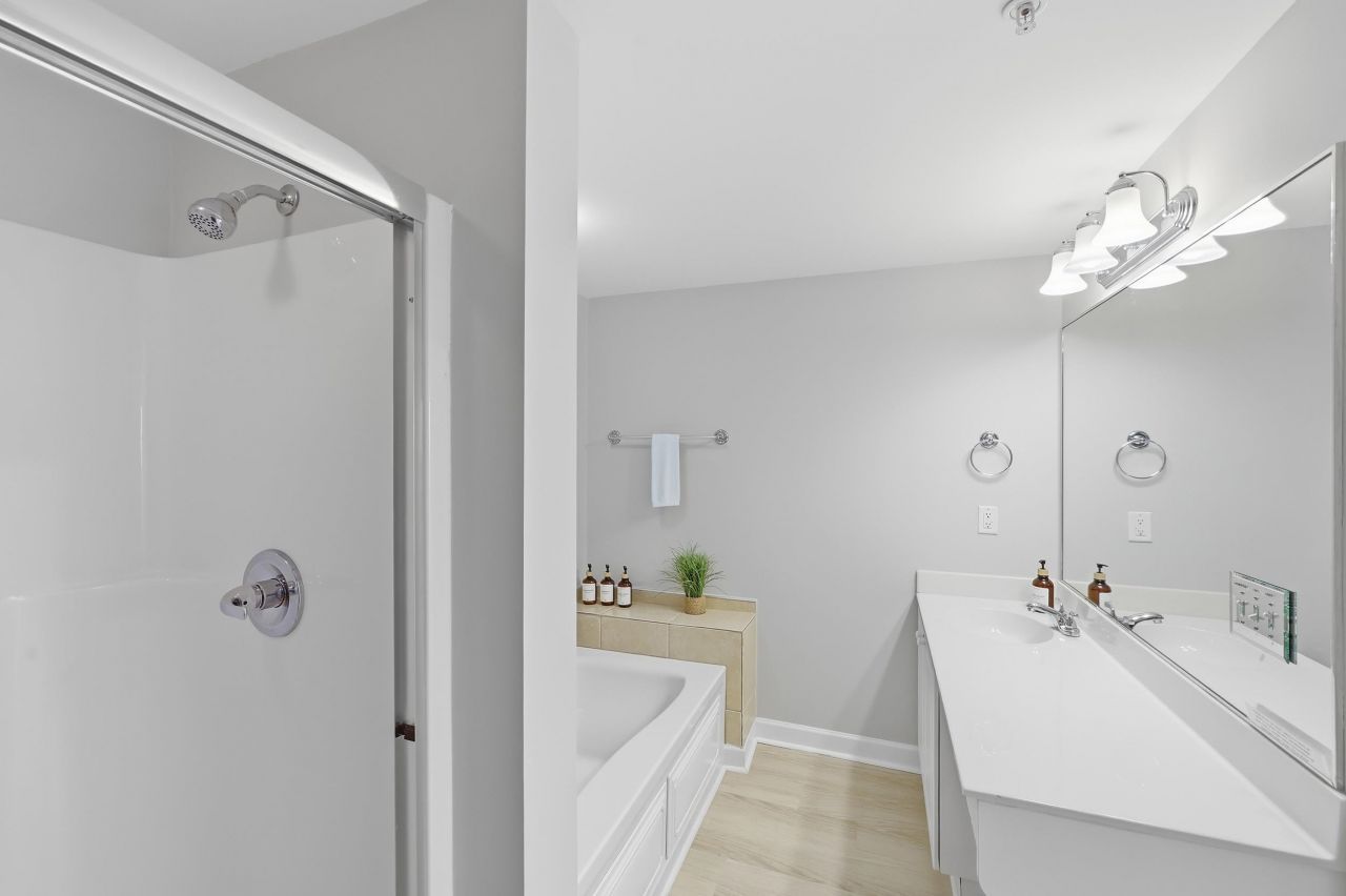 3401 N Ocean Blvd.  Photo 24