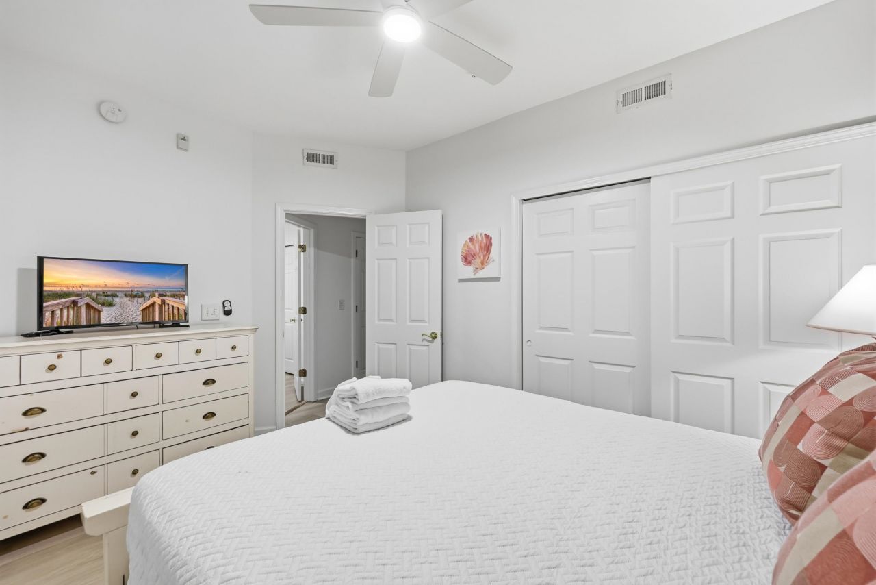 3401 N Ocean Blvd.  Photo 31