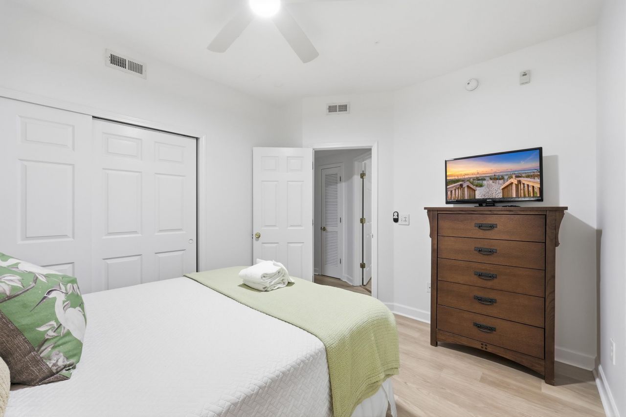 3401 N Ocean Blvd.  Photo 34