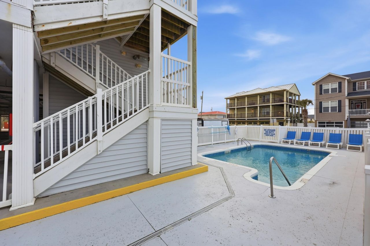 3401 N Ocean Blvd.  Photo 38