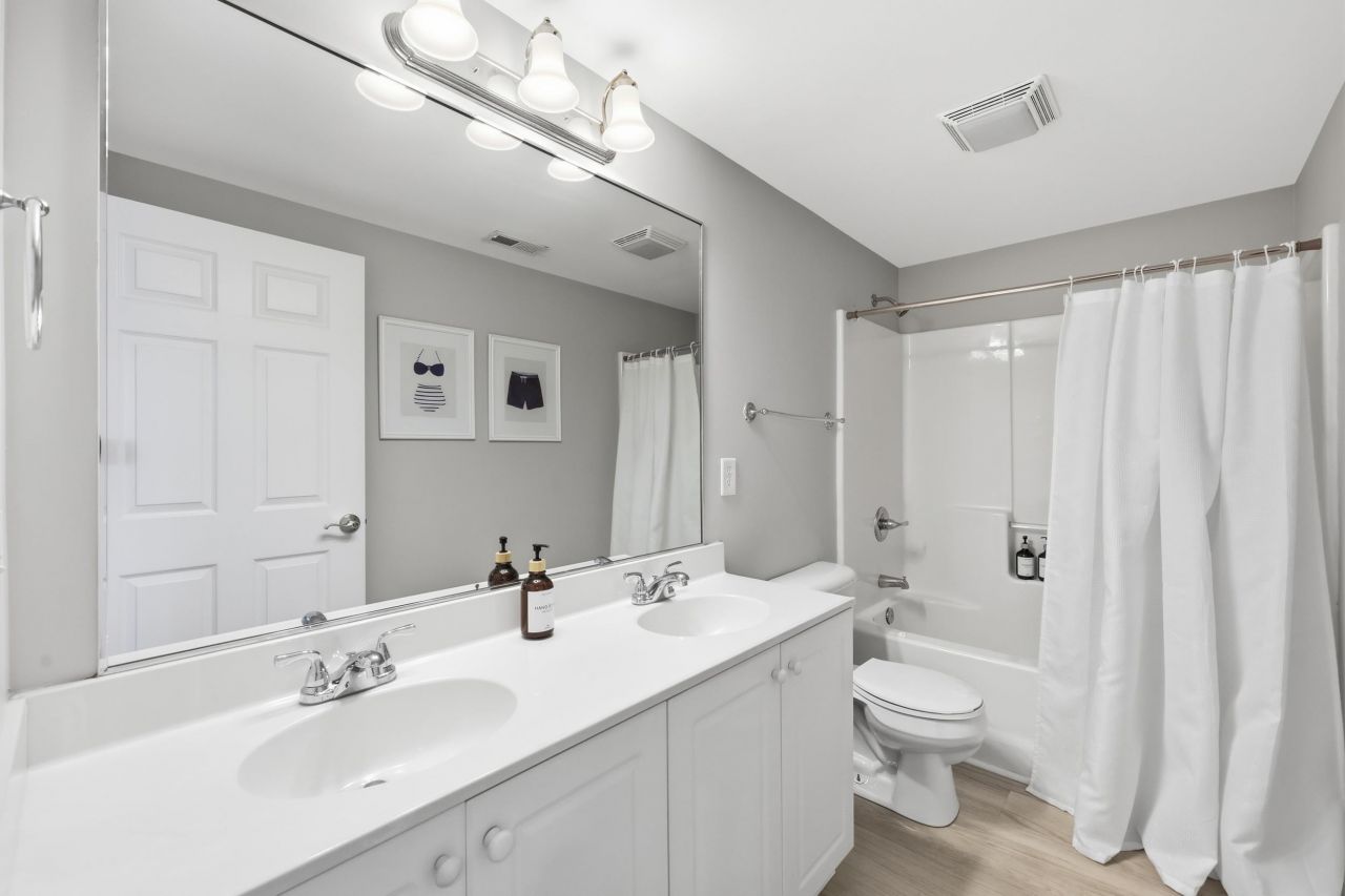 3401 N Ocean Blvd.  Photo 8