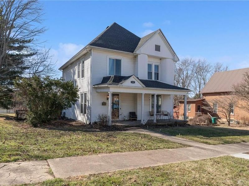 131 W South Street, Hillsboro, OH 45133 Photo 3