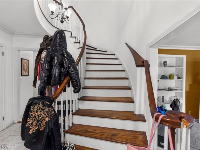 925 Colonial Drive, Youngstown, OH 44505 Photo 24