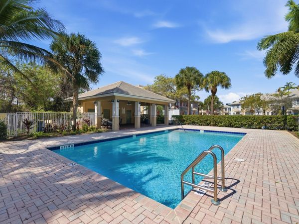 687 NW 42nd Avenue, Plantation, FL 33317