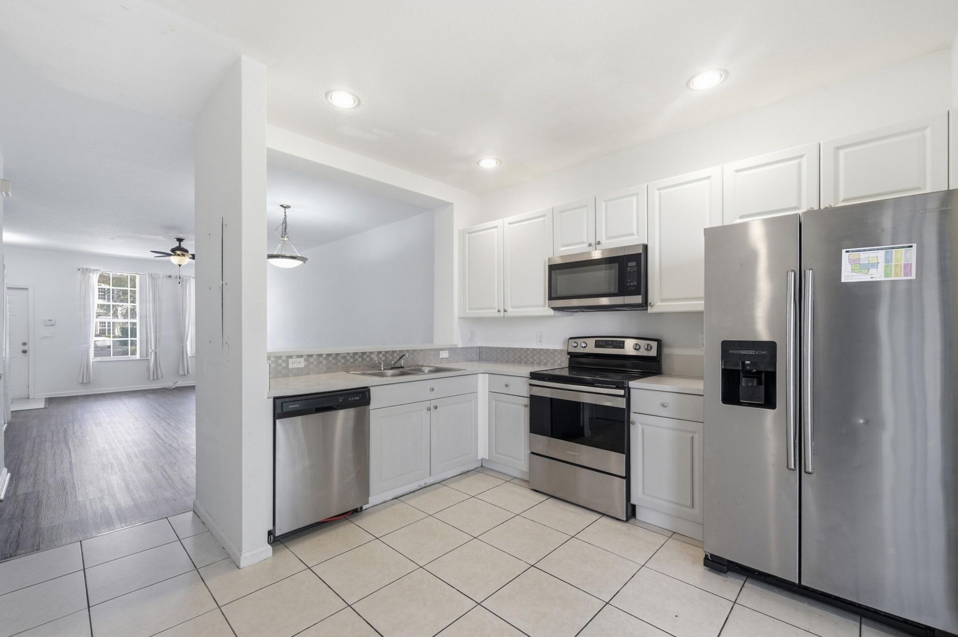 687 NW 42nd Avenue, Plantation, FL 33317 Photo