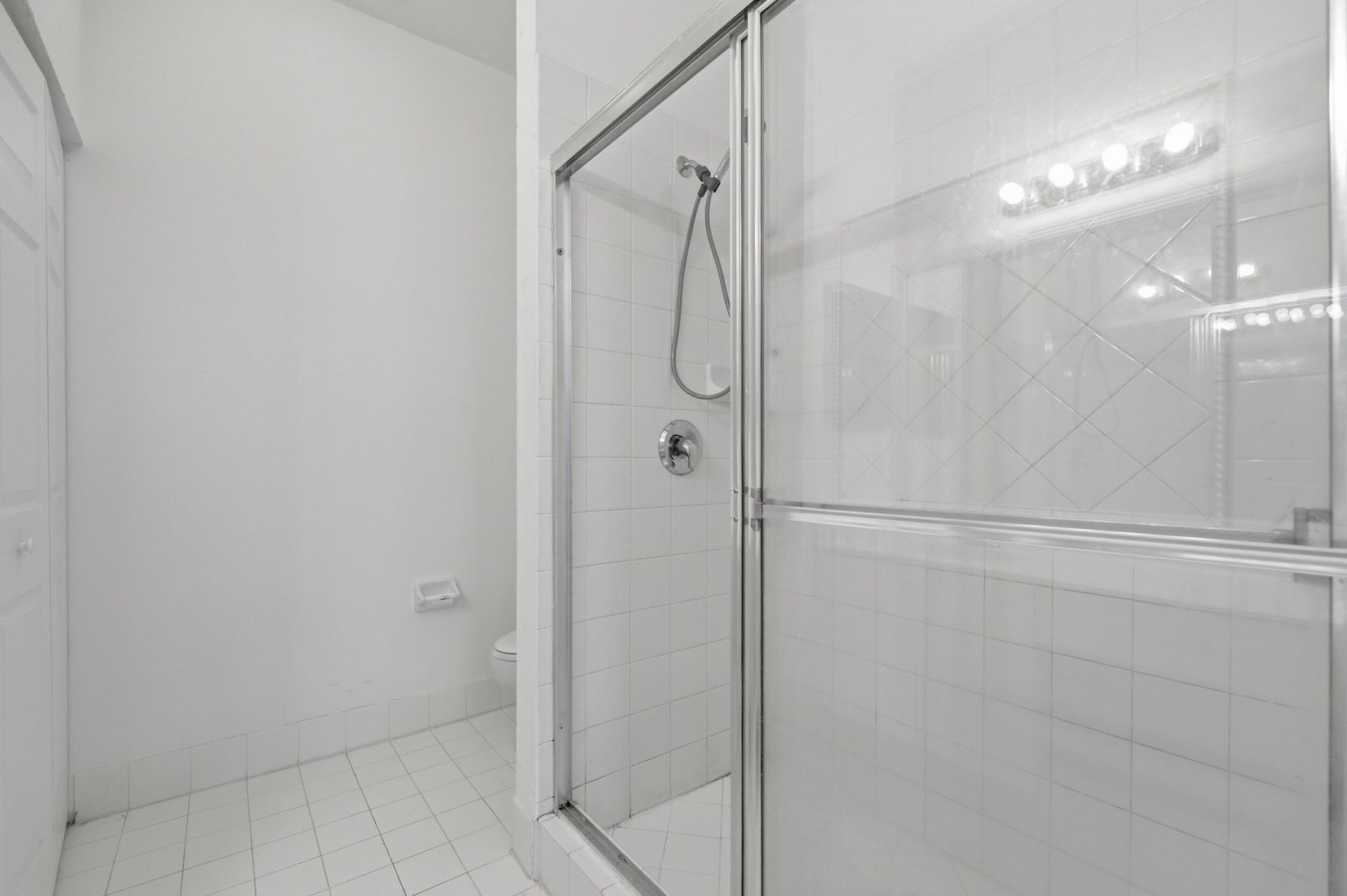 687 NW 42nd Avenue, Plantation, FL 33317 Photo