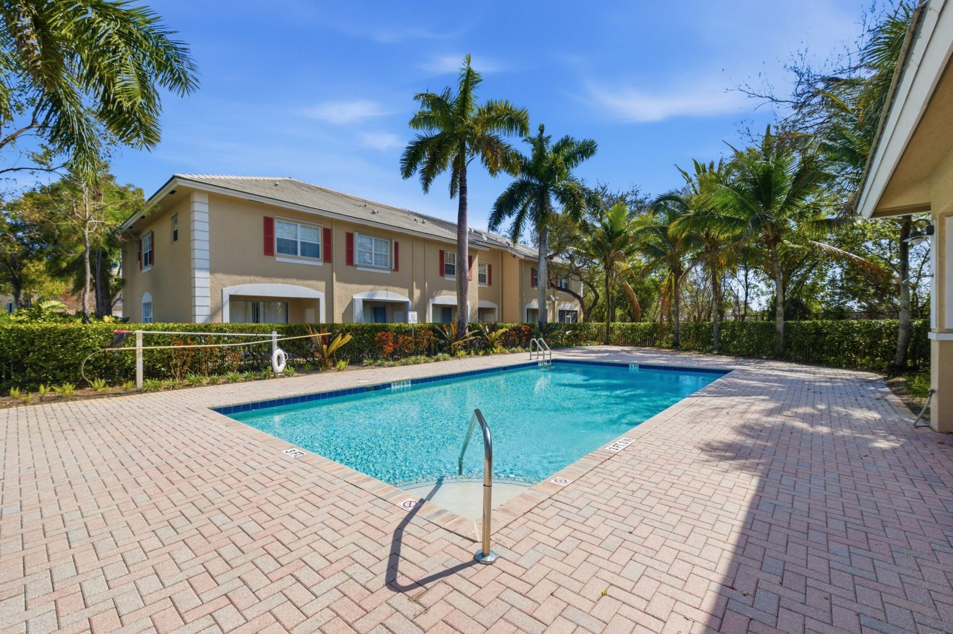 687 NW 42nd Avenue, Plantation, FL 33317 Photo
