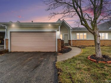 35050 Hillside Drive, Farmington Hills, MI 48335