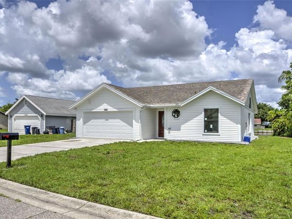 3540 65TH AVENUE CIRCLE E, SARASOTA, FL 34243