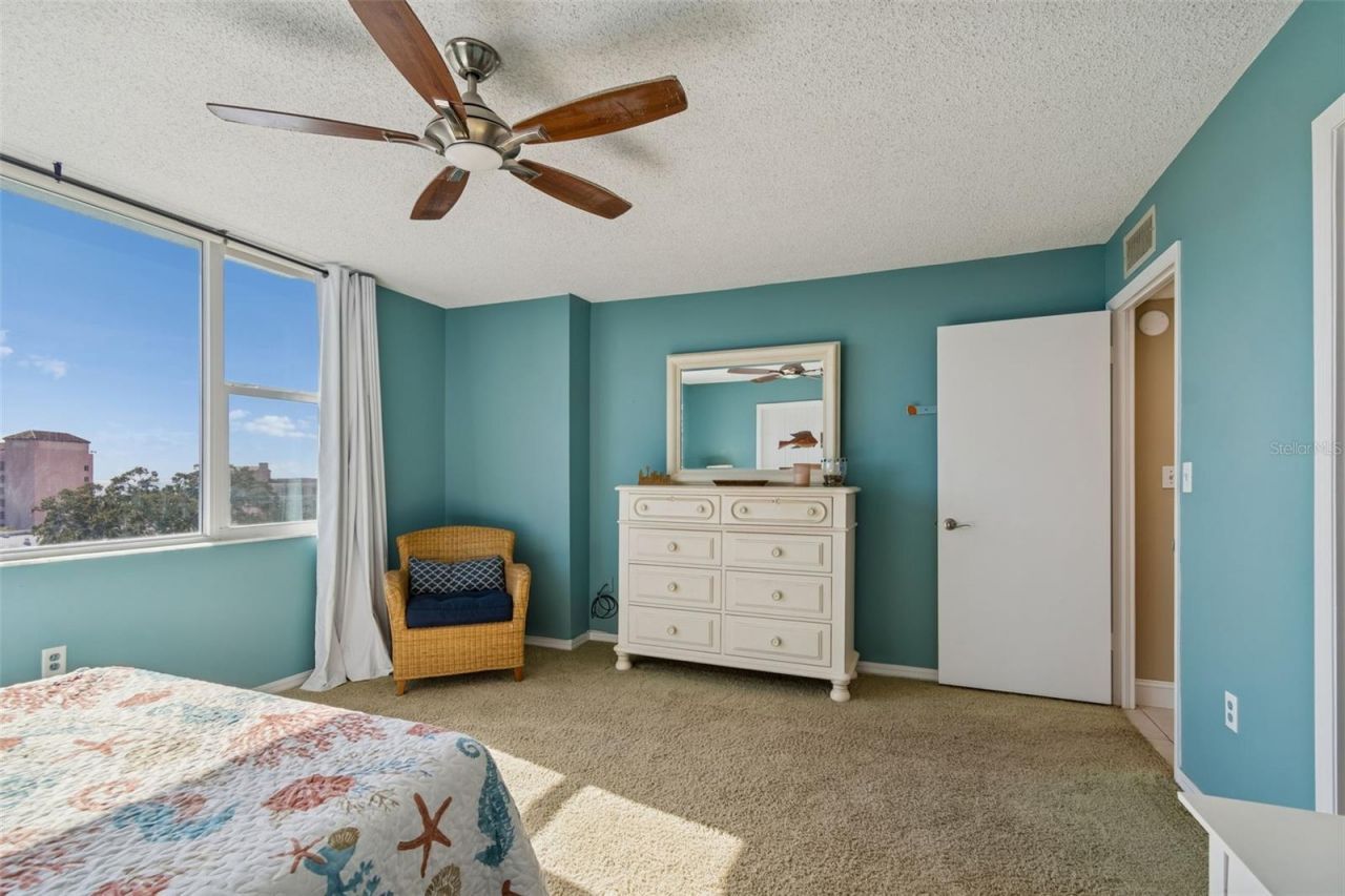 700 Beach Drive Ne, Unit 701, Saint Petersburg, FL 33701 Photo