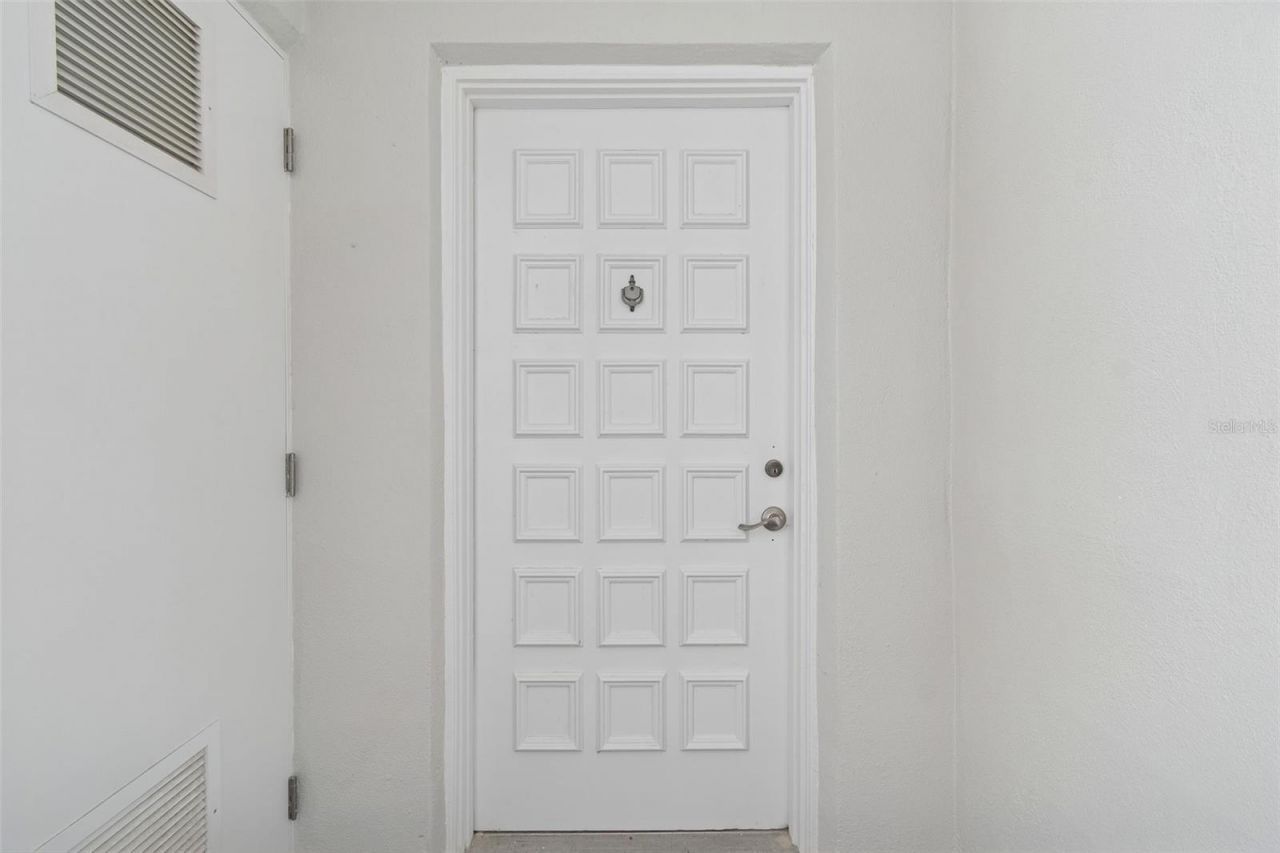 700 Beach Drive Ne, Unit 701, Saint Petersburg, FL 33701 Photo