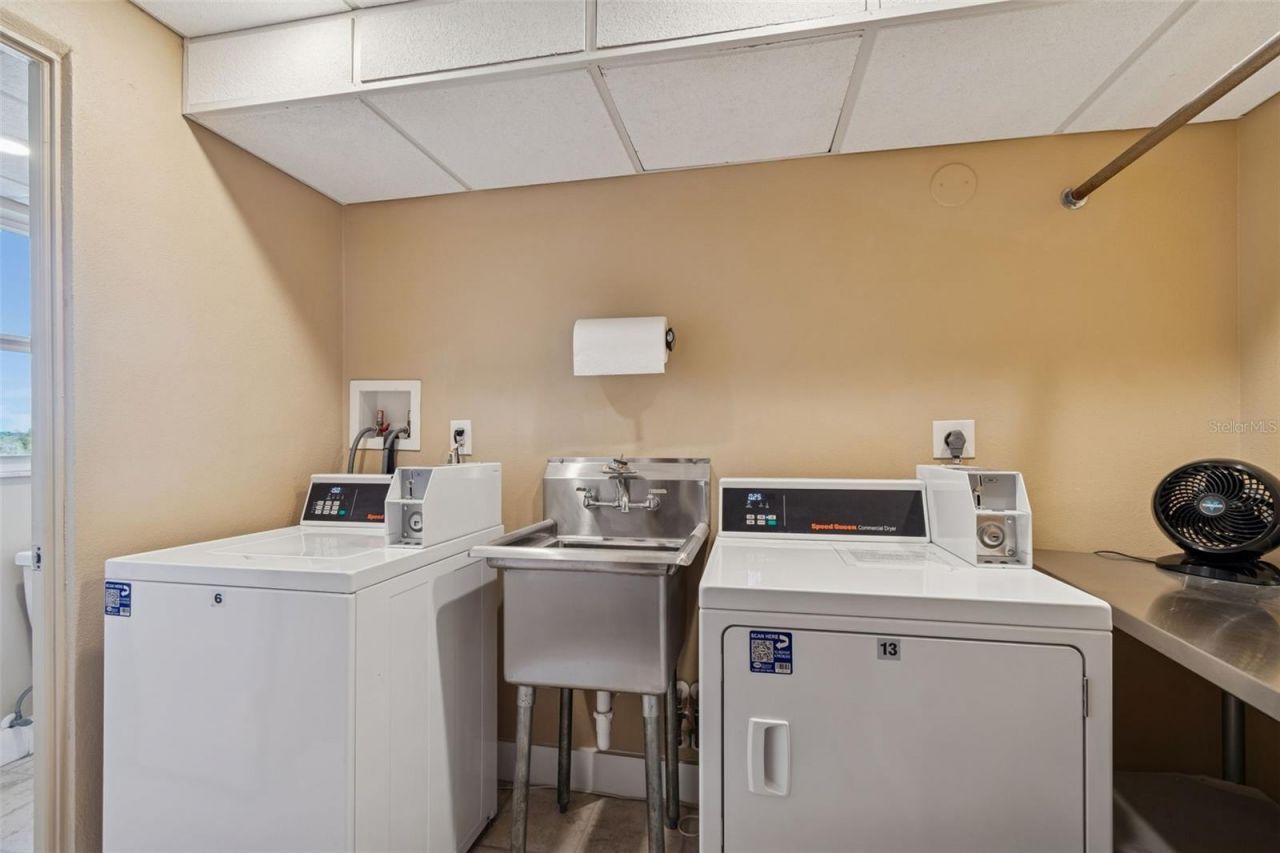 700 Beach Drive Ne, Unit 701, Saint Petersburg, FL 33701 Photo