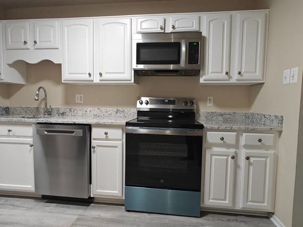 503 FLORIDA AVENUE, Unit 203, HERNDON, VA 20170