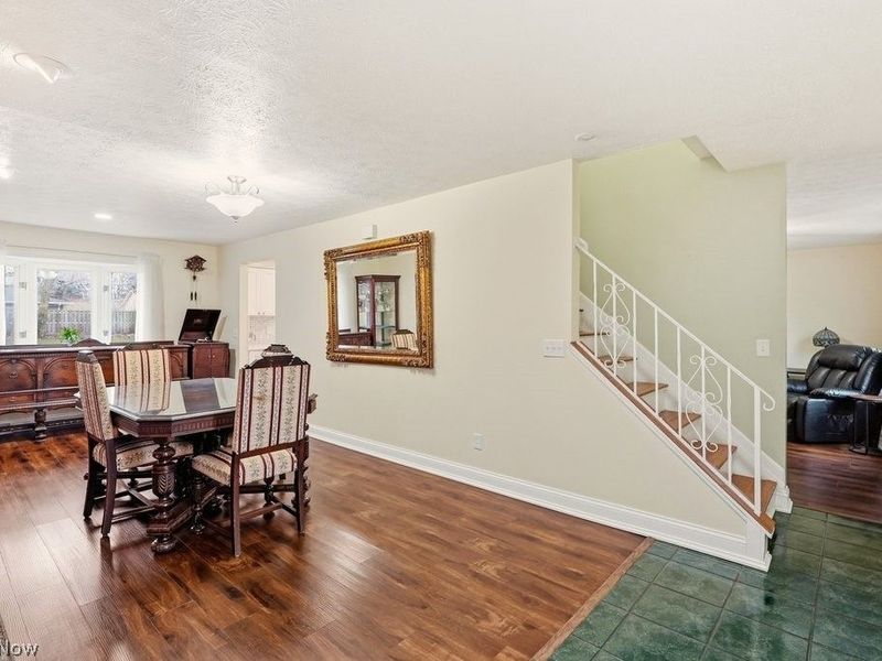 491 Tally Ho Lane, Cleveland, OH 44143 Photo 14