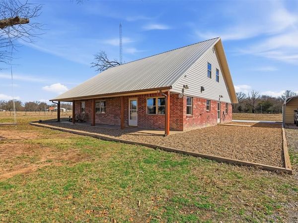 397 Rs County Road 4452, Point, TX 75472