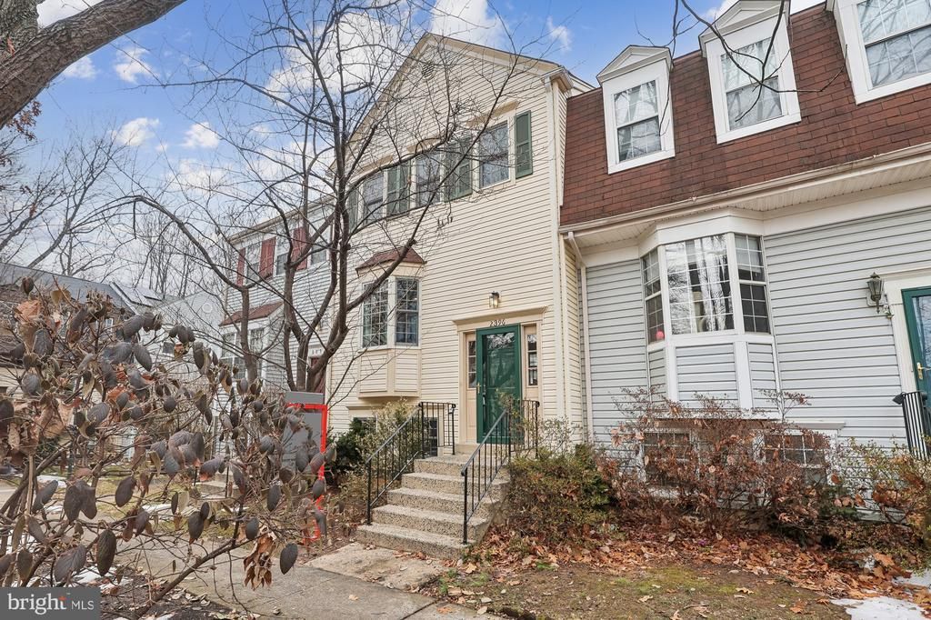 2396 Branleigh Park Court, Reston, VA 20191 Main Photo