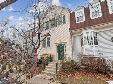 2396 BRANLEIGH PARK COURT, RESTON, VA 20191