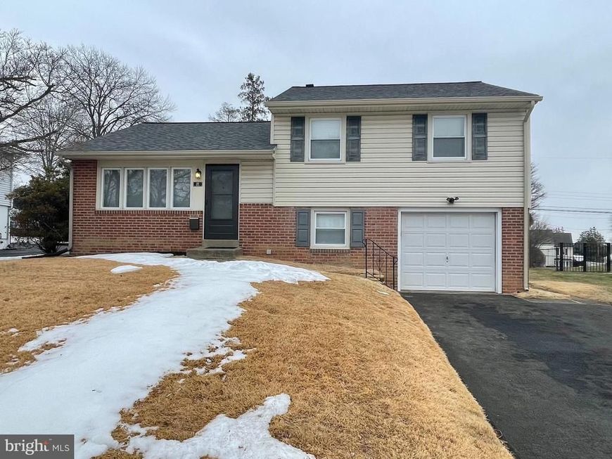 237 Talbot Drive, Broomall, PA 19008 Main Photo