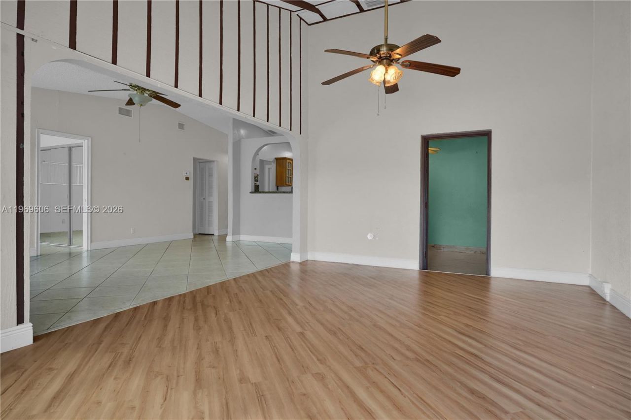 5550 S Lakewood Cir S Unit H, Margate, FL 33063 Photo