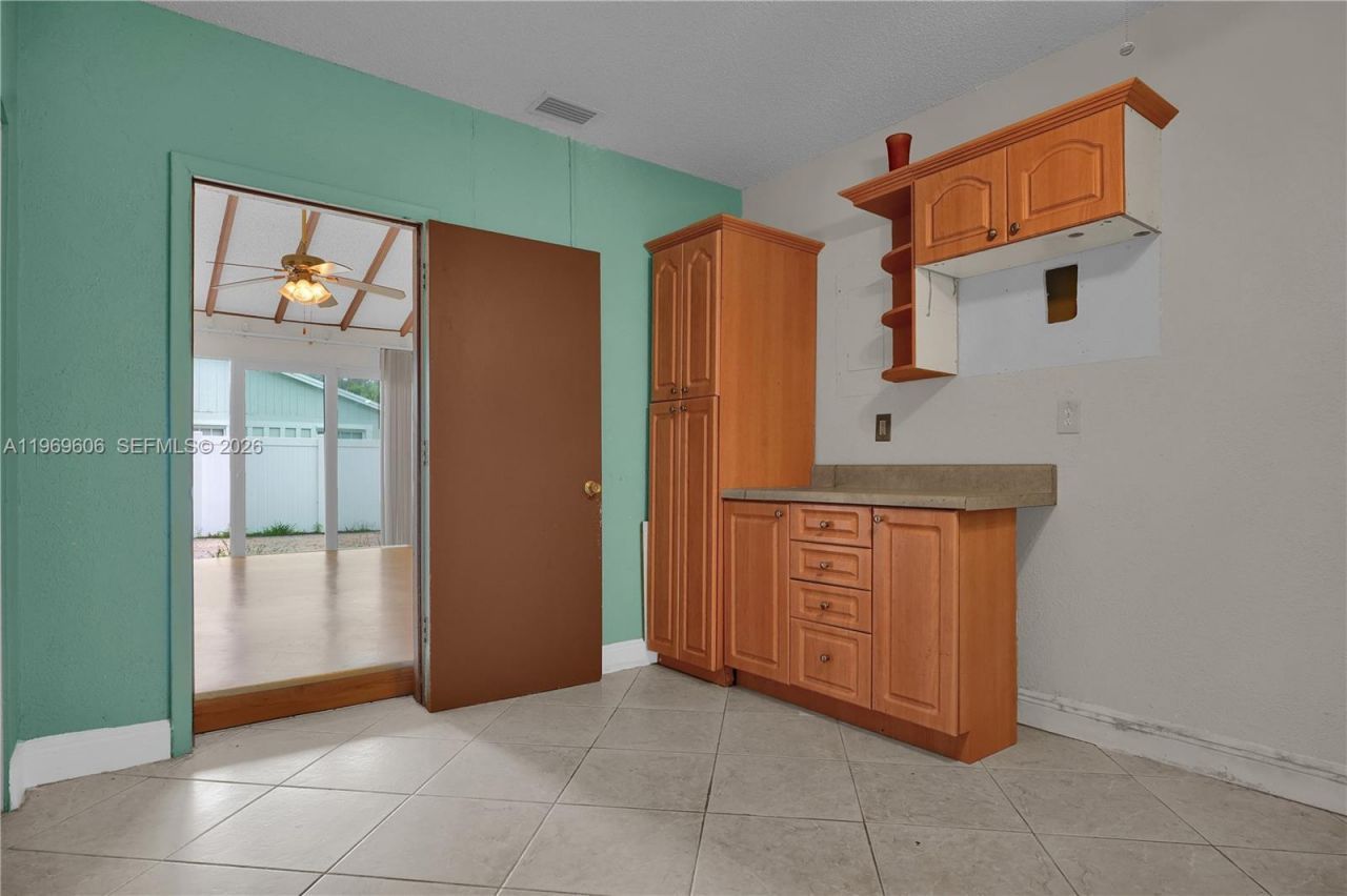 5550 S Lakewood Cir S Unit H, Margate, FL 33063 Photo