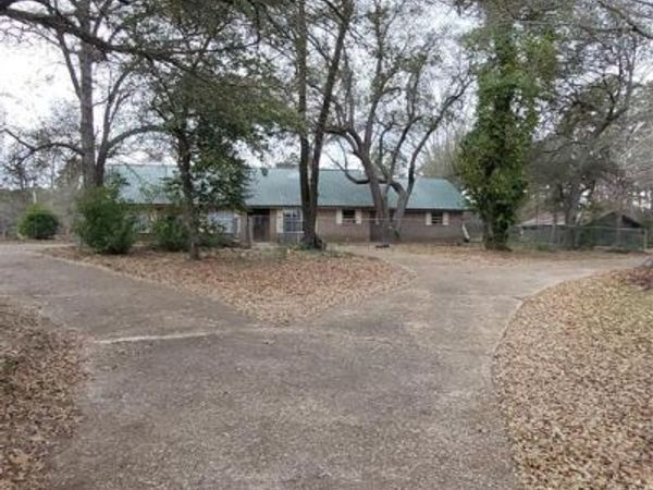 17481 Highway 1, Vivian, LA 71082
