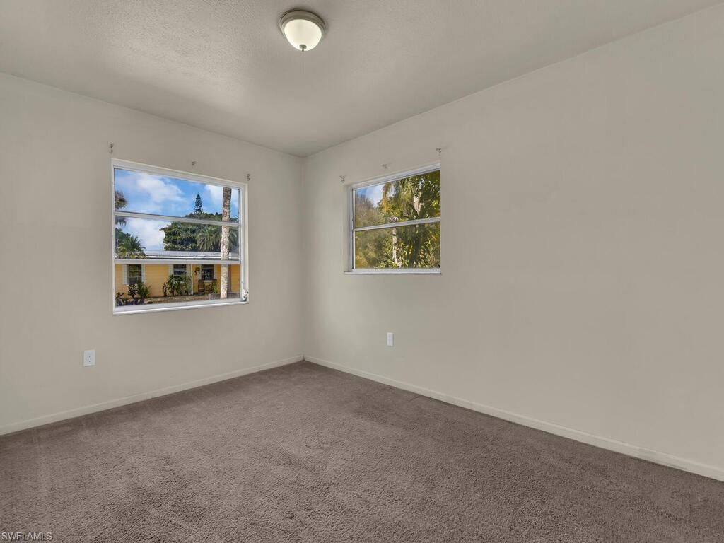 2124 E Gardenia Cir , North Fort Myers, FL 33917 Photo