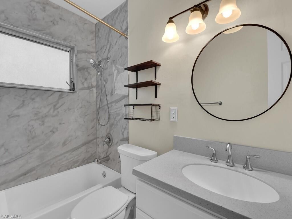 2124 E Gardenia Cir , North Fort Myers, FL 33917 Photo