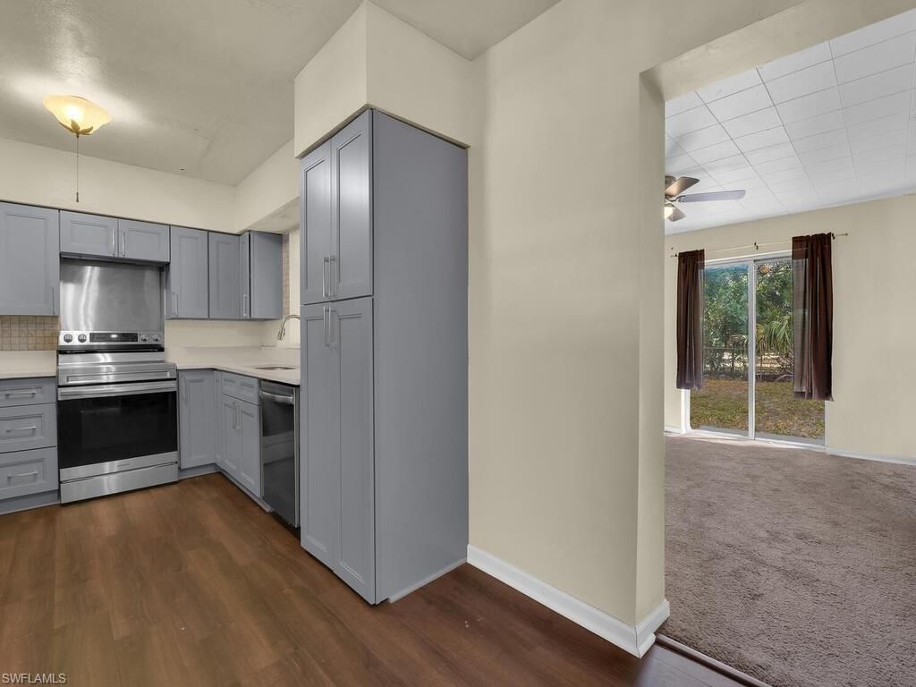 2124 E Gardenia Cir , North Fort Myers, FL 33917 Photo