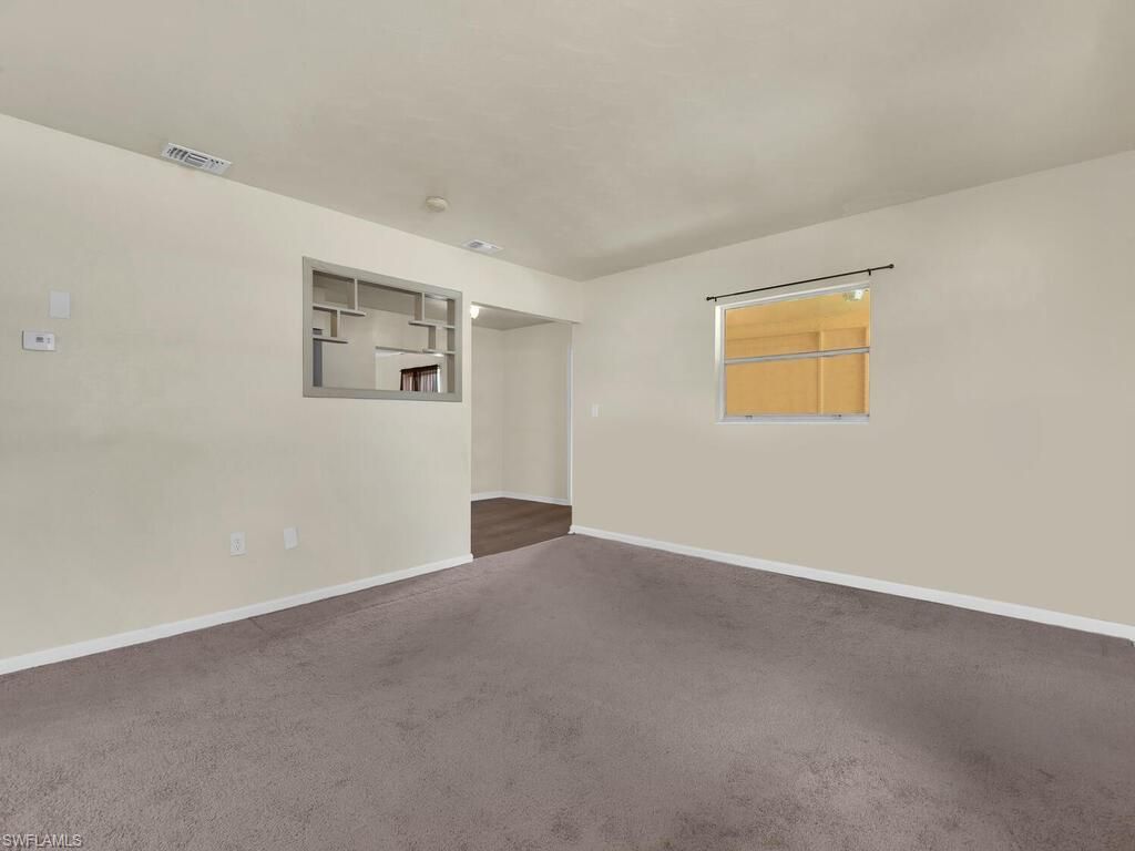 2124 E Gardenia Cir , North Fort Myers, FL 33917 Photo