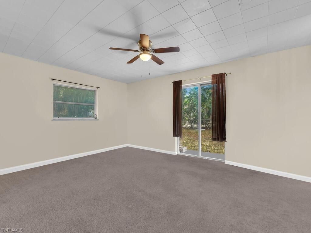 2124 E Gardenia Cir , North Fort Myers, FL 33917 Photo