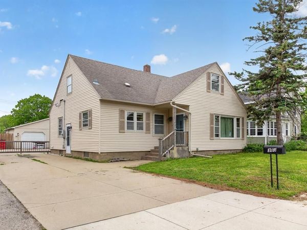 305 N Mantorville Avenue, Kasson, MN 55944