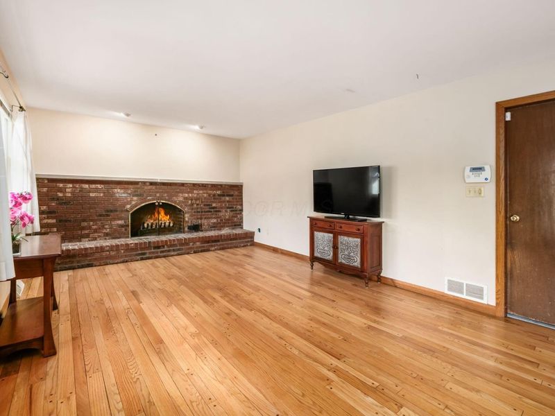 876 Middlebury Drive N, Worthington, OH 43085 Photo 10