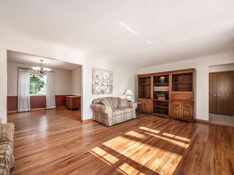 876 Middlebury Drive N, Worthington, OH 43085 Photo 12