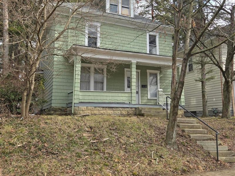 2082 N 4th Street, Columbus, OH 43201 Photo 2