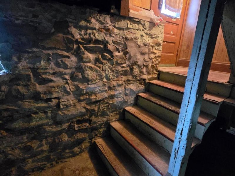 2082 N 4th Street, Columbus, OH 43201 Photo 28