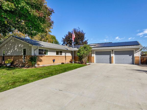 2248 E Sadie Dr, Eagle, ID 83616