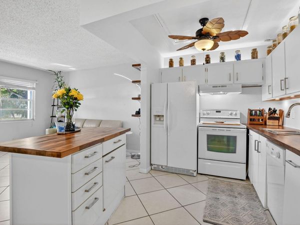 290 Oakridge Q, Unit 290, Deerfield Beach, FL 33442