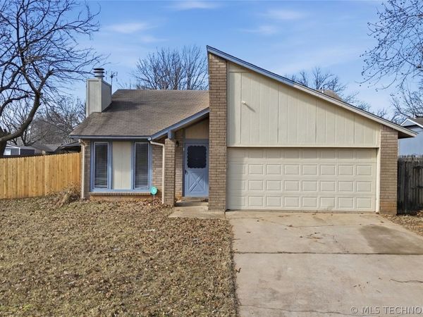 7508 S Lions Avenue , Broken Arrow, OK 74011