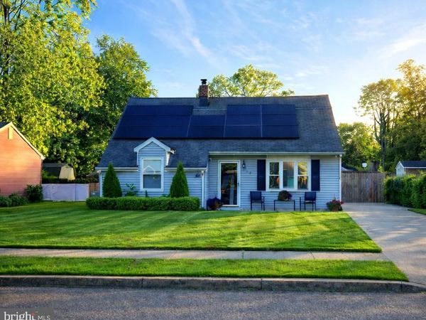 127 DORY COURT, BEVERLY, NJ 08010