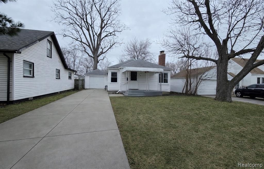 5651 Fenton Street, Dearborn Heights, MI 48127 Main Photo